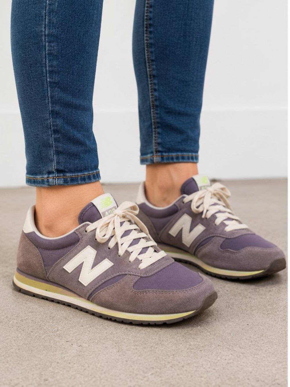 New Balance 420 Women’s Purple Suede Sneakers Size 8 WL420TMA